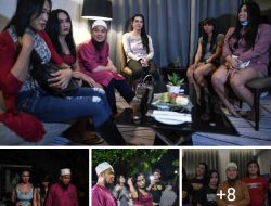 Tokoh ini Ziarah Transgender yang Bekerja di Lorong Gelap Surabaya