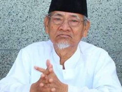 Ulama Kharismatik K.H Dimyati Rois Wafat Duka Menyelimuti Umat Islam Indonesia