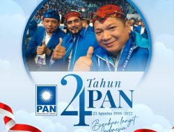 Zulkifli Hasan Sematkan Jaket PAN ke Syafrudin Budiman Ketum Partai UKM Indonesia