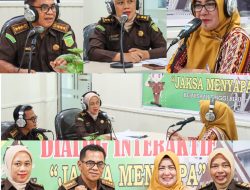 Jaksa Fungsional Bidang Intelijen Kejaksaan Tinggi Riau menjadi Narasumber dalam Dialog Interaktif Program Jaksa Menyapa